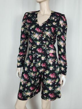 Vtg 80s 2pc top & shorts set SM black floral